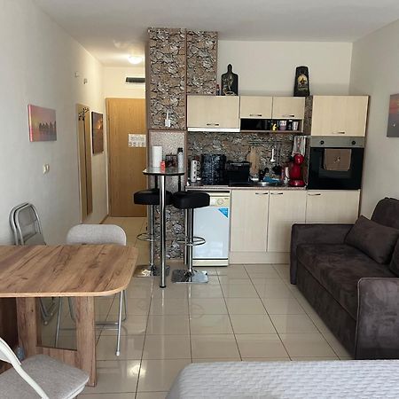 Harmony Hills Petkovi Studio Apartment Rogachevo Eksteriør billede