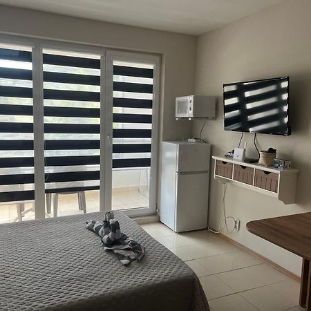 Harmony Hills Petkovi Studio Apartment Rogachevo Eksteriør billede