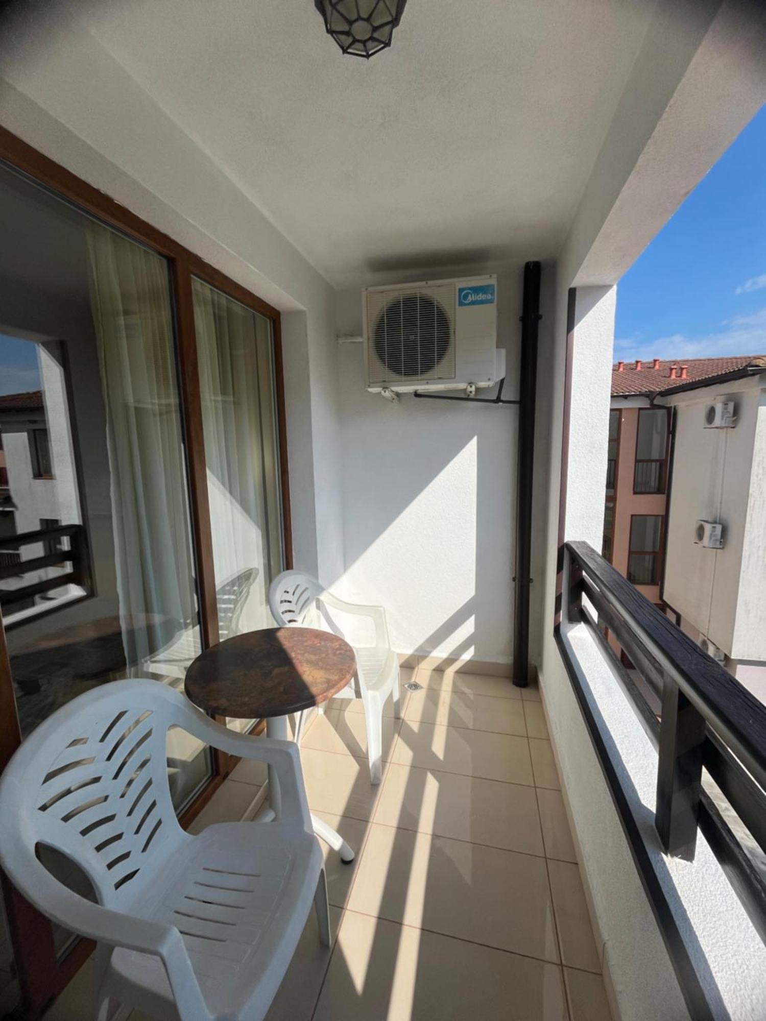Harmony Hills Petkovi Studio Apartment Rogachevo Eksteriør billede